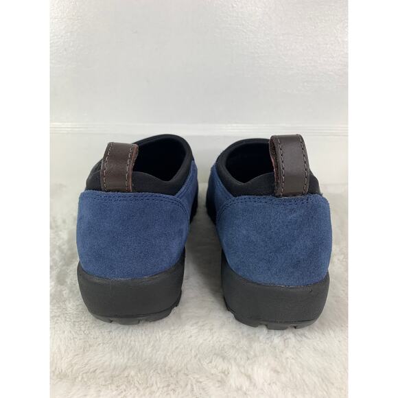 Lands’ End Women’s Blue Suede Slip-On Clogs Loafers Size 7B - Picture 3 of 10
